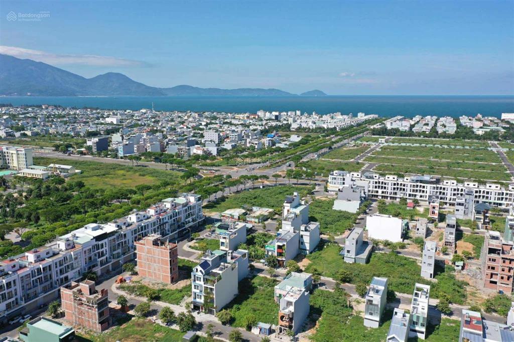 Bán đất đối diện trung tâm quận liên chiểu  gần biển nguyễn tất thành