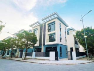 Chính chủ bán nhanh bt 198m2, hướng đông nam, mt 9m, gần vườn hoa, clubhouse đã có sổ
