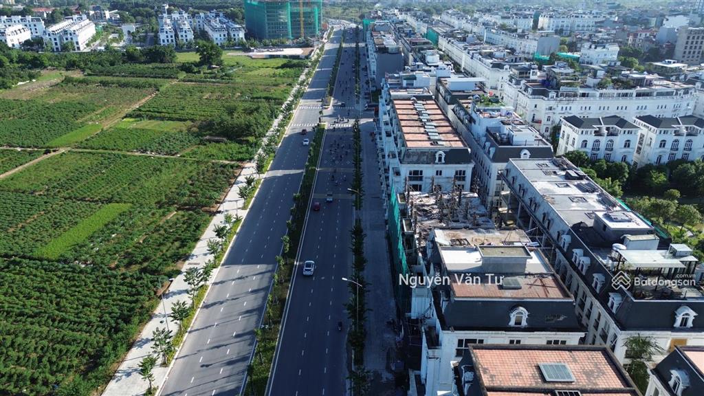 Bán đất ngay louis city đại mỗ dt 38m2 mt 8.5m lô góc 2 mặt thoáng ô tô chạy vòng quanh nhỉnh 9 tỷ