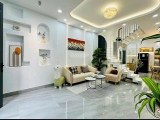 Kinh doanh lỗ cần bán gấp chính chủ nhà nguyễn xí dt 60m2 bình thạnh. sổ hồng sẵn