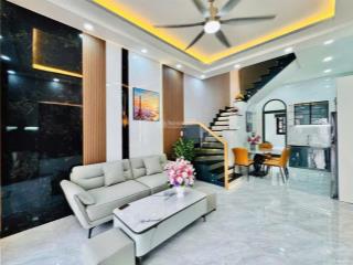 Chủ đi nước ngoài bán nhà đường phổ quang  phú nhuận / sổ hồng riêng  2 tỷ 850 (64m2)