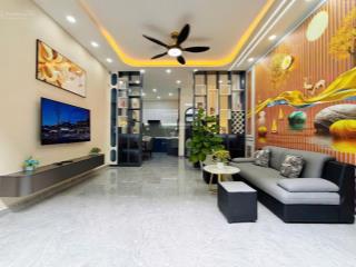 Cô linh cần bán nhà đoàn thị điểmp15q phú nhuận,gần bệnh viện hoàn mỹ,hẻm oto,giá3ty4/60m2