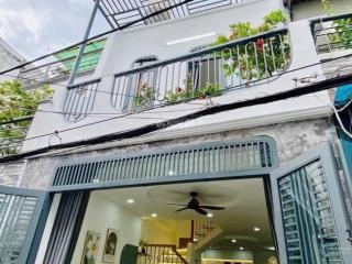 Bán gấp nhà 1 trệt 1 lầu nguyễn thái sơn  gò vấp 3 phòng ngủ  4wc, shr