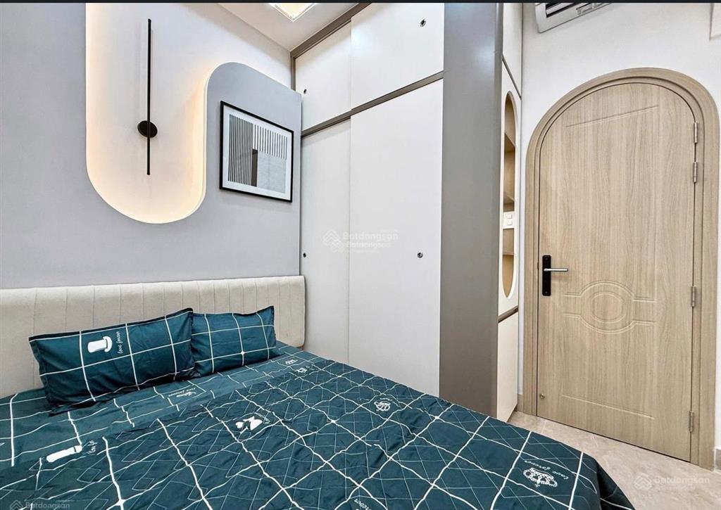 Cô loan cần tiền xoay vốn kinh doanh bán gấp nhà phạm văn hai, p3, tân bình. dt 52,3m2, shr