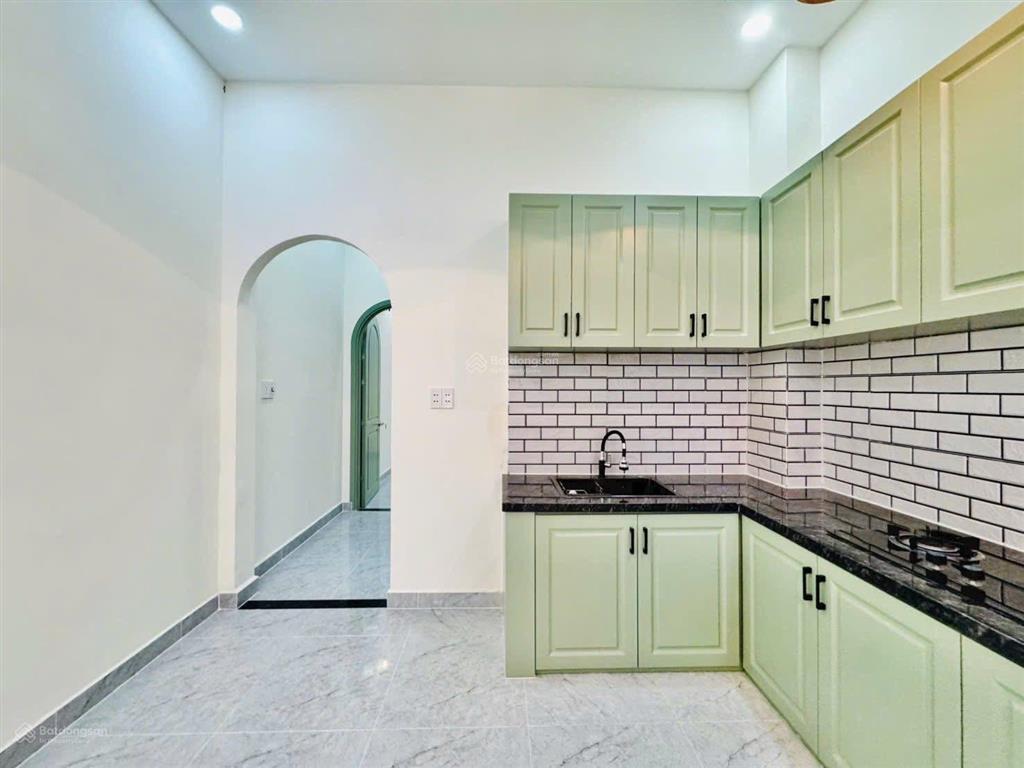 Nhà đẹp nguyễn kiệm sát bv 175 giáp phú nhuận 58,5m2 2 tầng chỉ nhỉnh 2 tỷ!