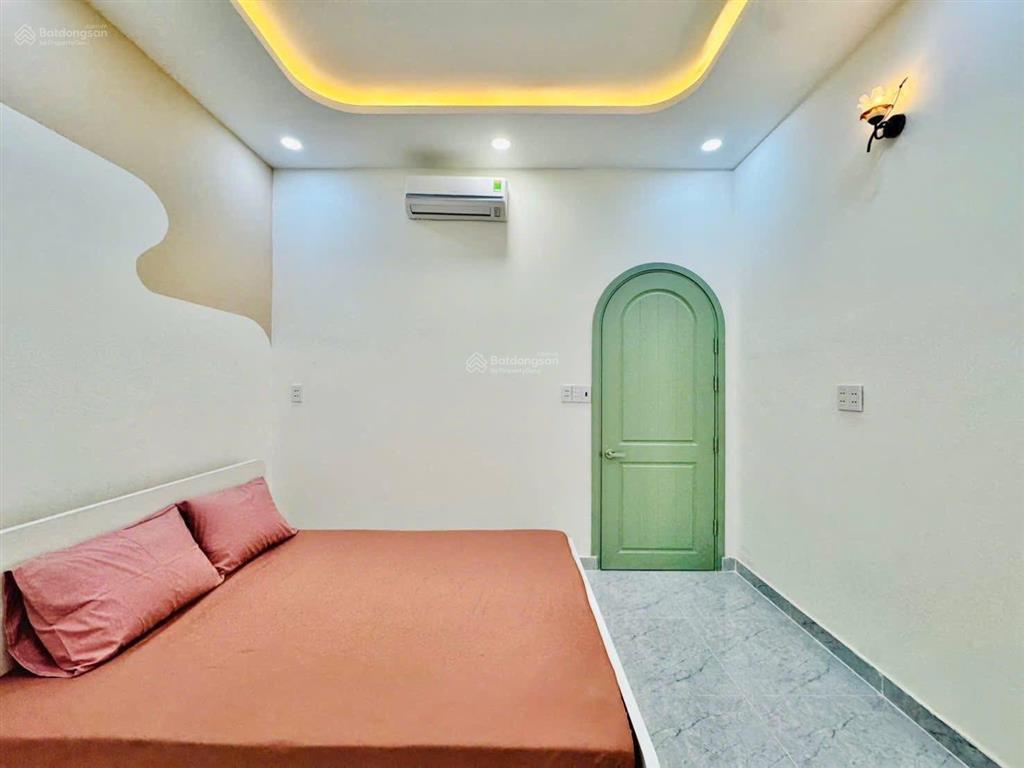 Nhà đẹp nguyễn kiệm sát bv 175 giáp phú nhuận 58,5m2 2 tầng chỉ nhỉnh 2 tỷ!