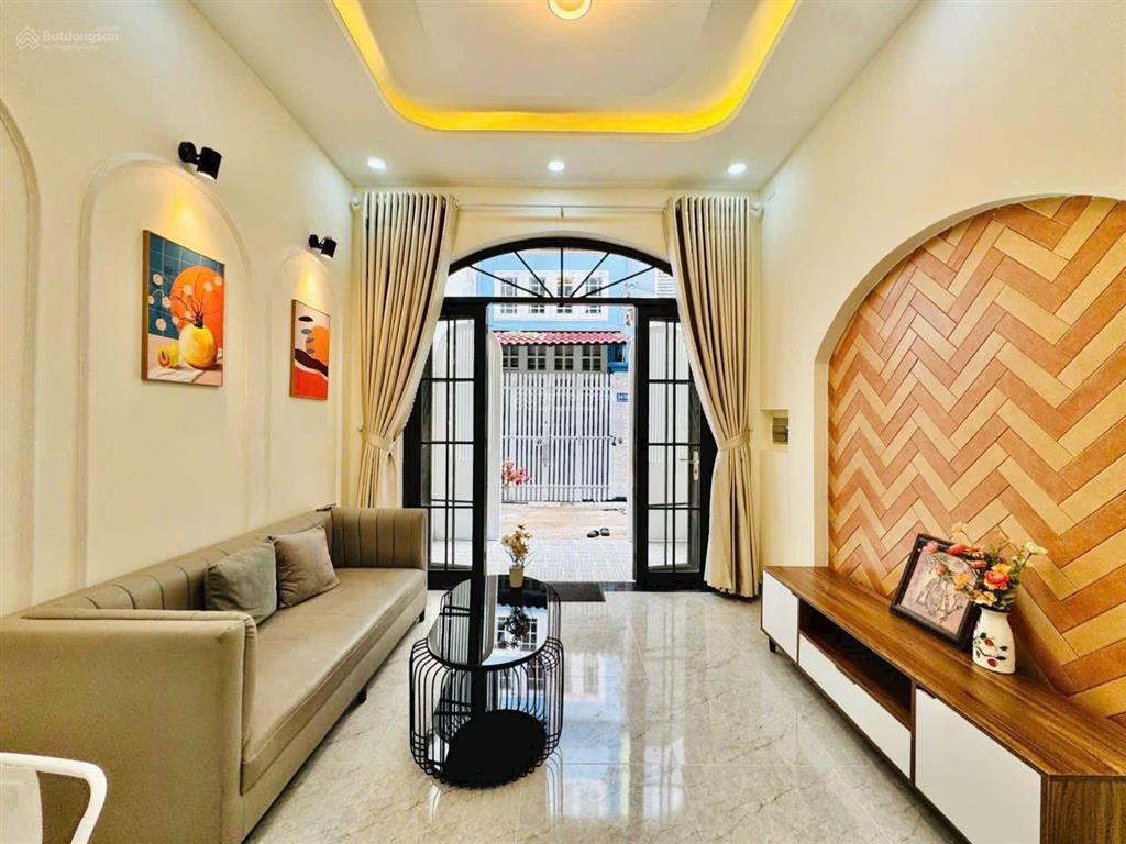 Nhà đẹp nguyễn kiệm sát bv 175 giáp phú nhuận 58,5m2 2 tầng chỉ nhỉnh 2 tỷ!