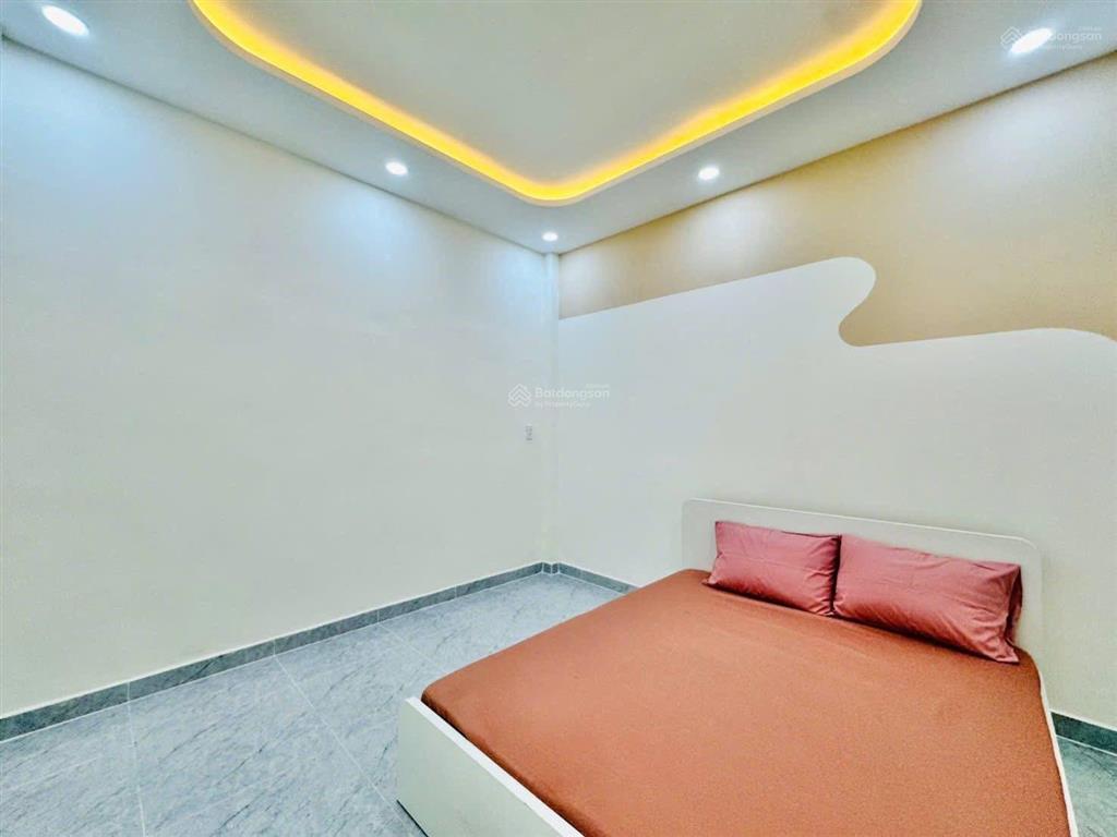 Nhà đẹp nguyễn kiệm sát bv 175 giáp phú nhuận 58,5m2 2 tầng chỉ nhỉnh 2 tỷ!