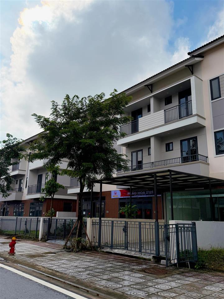 Duy nhất 1 căn shophouse 100m chính chủ gửi bán giá bằng căn chung cư ven đô