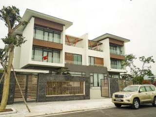 Chính chủ tôi cần bán lô đất biệt thự bt15 tại phương đông vân đồn, diện tích 300m2, sẵn sổ.