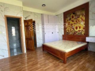 Bán nhà 4 tầng 7 phòng có thang máy mặt tiền kd bình trưng thủ đức q2 cũ. giá 18,5 tỷ thương lượng