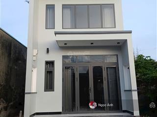 Nhà 1 trệt 1 lầu 3pn đường nguyễn thị lắng, củ chi, dân cư đông đúc, sổ hồng riêng, giá 2,5 tỷ