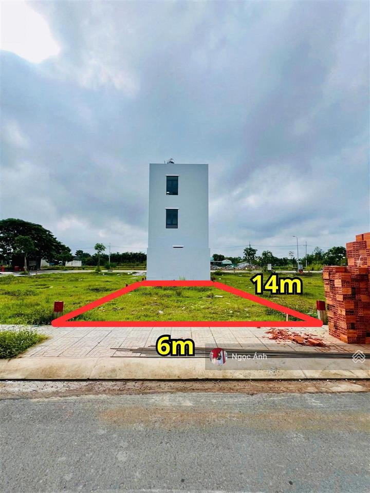 Còn duy nhất 1 lô 6x14 ngay xã tân phú trung, củ chi, shr, khu dân cư hiện hữu, giá 2,1 tỷ