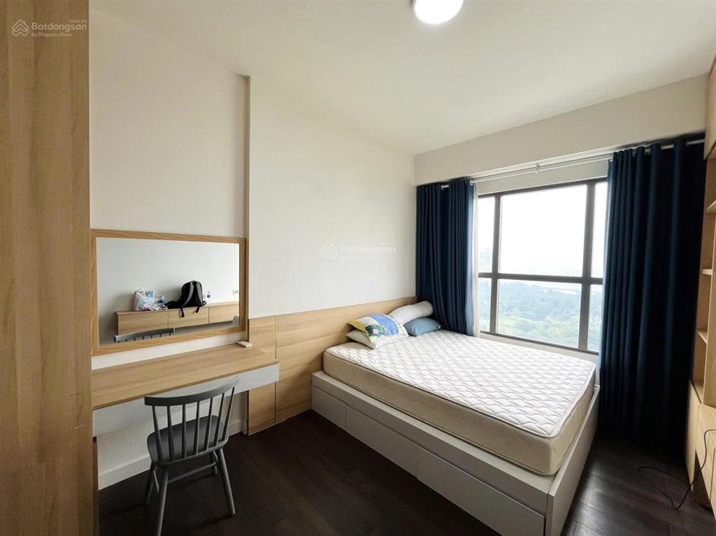 Bán căn hộ 2 phòng ngủ view sông sổ hồng có sẵn76m27.x tỷ 0978 865 ***