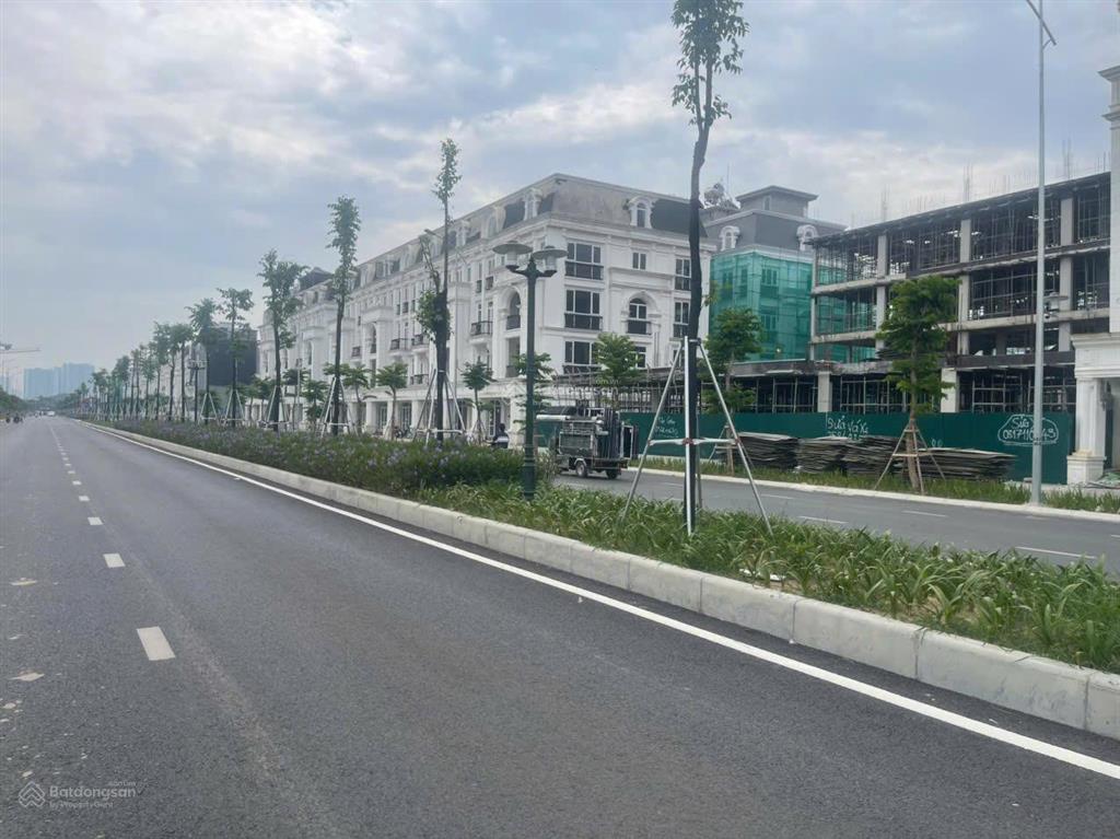 Cần bán gấp căn mặt đường lê quang đạo louis city đại mỗ. vị trí siêu đẹp   0983 080 ***
