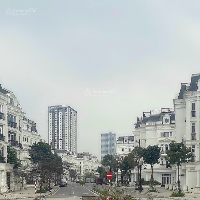 Cần bán gấp căn mặt đường lê quang đạo louis city đại mỗ. vị trí siêu đẹp   0983 080 ***
