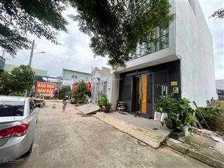 Nhanh tay sở hữu lô đất 200m2 tại bưng ông thoàn, long thạnh mỹ, quận 9, giá tốt 1,85 tỷ