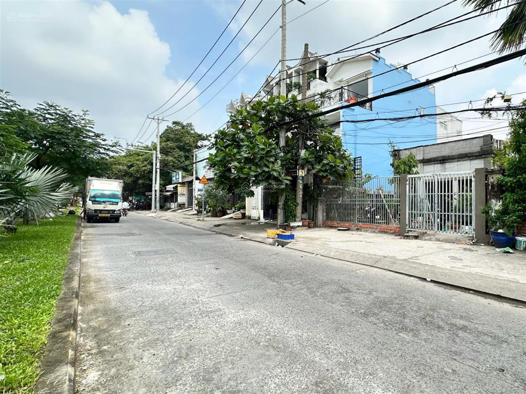 Bán đất mặt tiền mễ cốc, q.8 dt 788.5m2 giá 38 tỷ vnd, sổ hồng riêng