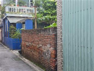Đất siêu đẹp thông số vàng đường ô tô trung tâm thị trấn trâu quỳ.
+ dt 57m2, mt 4,8m.
