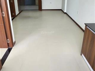 Chính chủ kẹt tiền cần ra nhanh căn 2pn 2wc 59,4m2 iris tower cc hòa bình