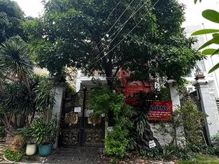 Bán nhà biệt thự xuân thuỷ, thảo điền, q2  10m x 22m cn 220m2  3 tầng  85 tỷ tl