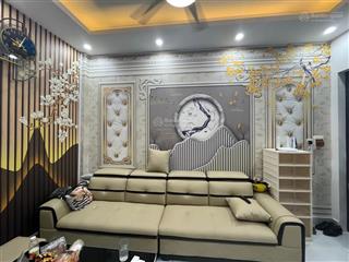 Chỉ 5,0 tỷ  bán gấp nhà dân xây đầu ngã 5 hà trì  3 tầng 3 phòng ngủ 50m ra mặt đường lớn