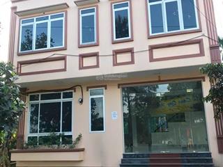 Cho thuê nhà 2 tầng, mbkd ngay tại tt hoà lạc. gần đại học fpt, đhqghn hoà lạc. dt 160m2