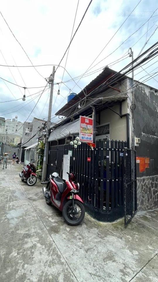 Nhà trọ 111m2(5.8 x19)  dht  q12  1 nhà ở và 5 phòng trọ có dòng tiền  sổ hoàn công đủ gấp ban