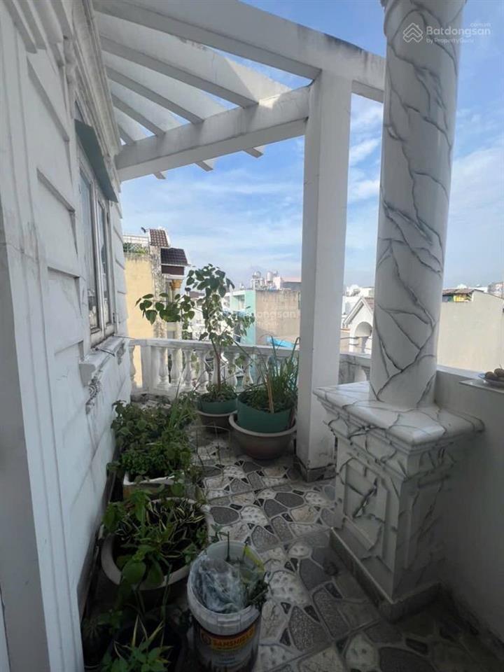 87m2 (5.5 x 16m)  4 tầng lô góc 2mt  bình trị đông  hxt  ở và kinh doanh