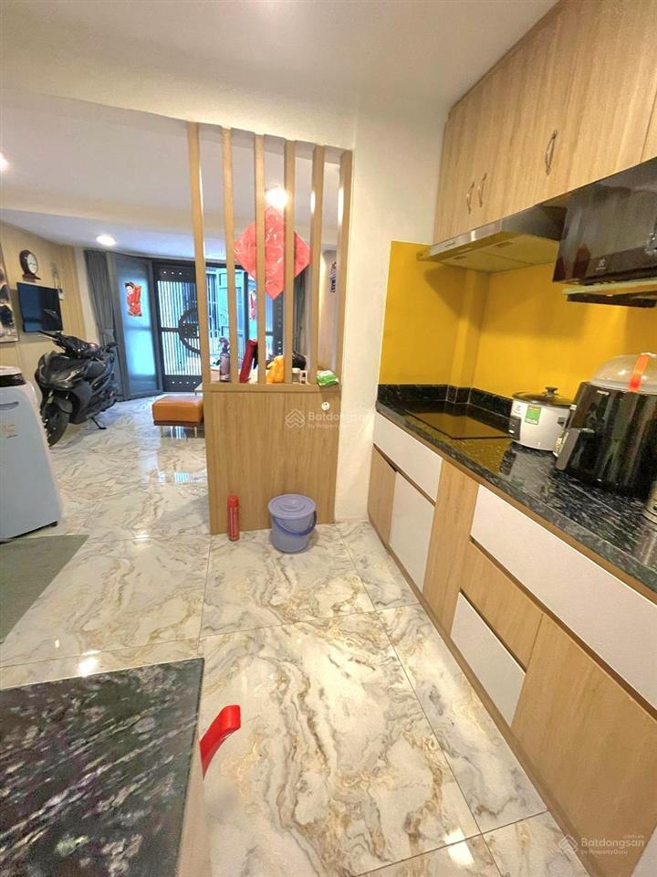 87m2 (5.5 x 16m)  4 tầng lô góc 2mt  bình trị đông  hxt  ở và kinh doanh