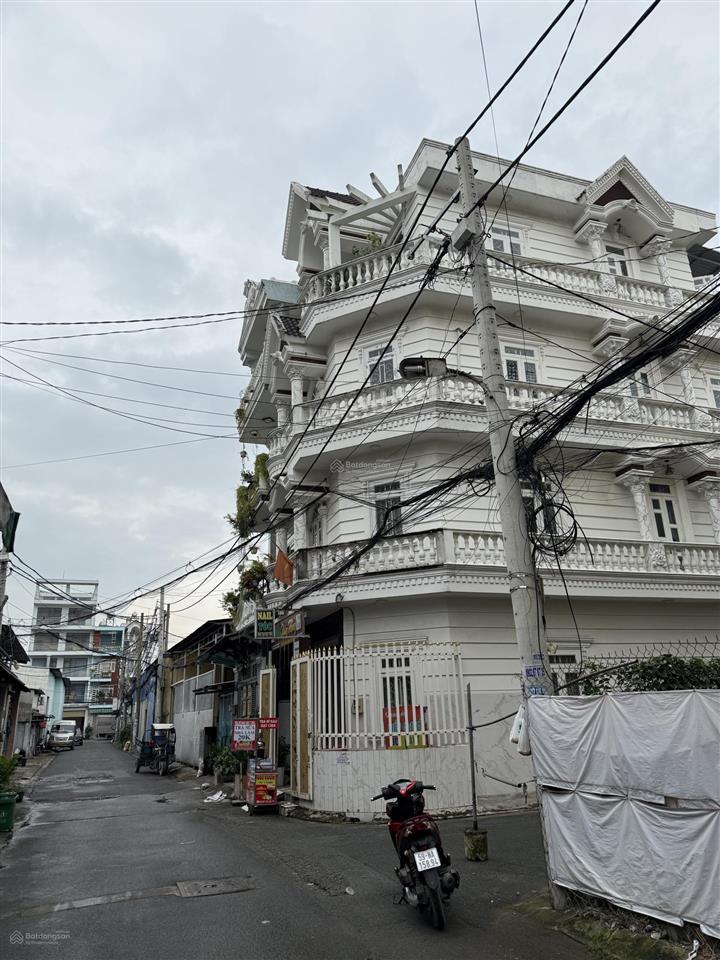 87m2 (5.5 x 16m)  4 tầng lô góc 2mt  bình trị đông  hxt  ở và kinh doanh