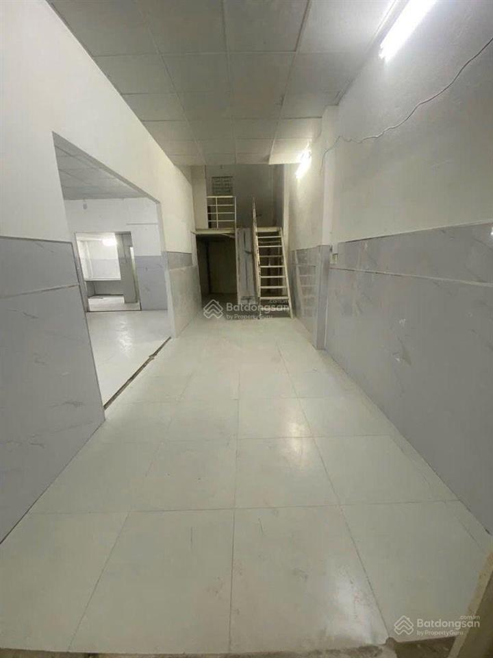 Lô tư  mã lò  130m2  hxt thông  ngang 8m  giá cực tốt cho nhà đầu tư