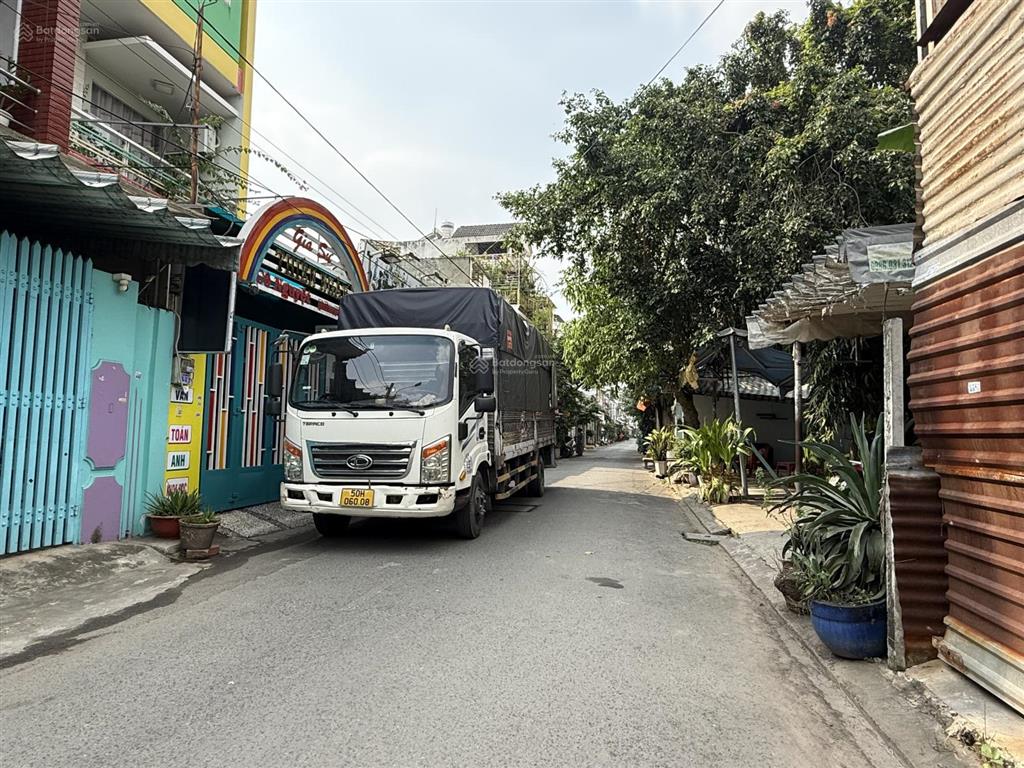 Lô tư  mã lò  130m2  hxt thông  ngang 8m  giá cực tốt cho nhà đầu tư