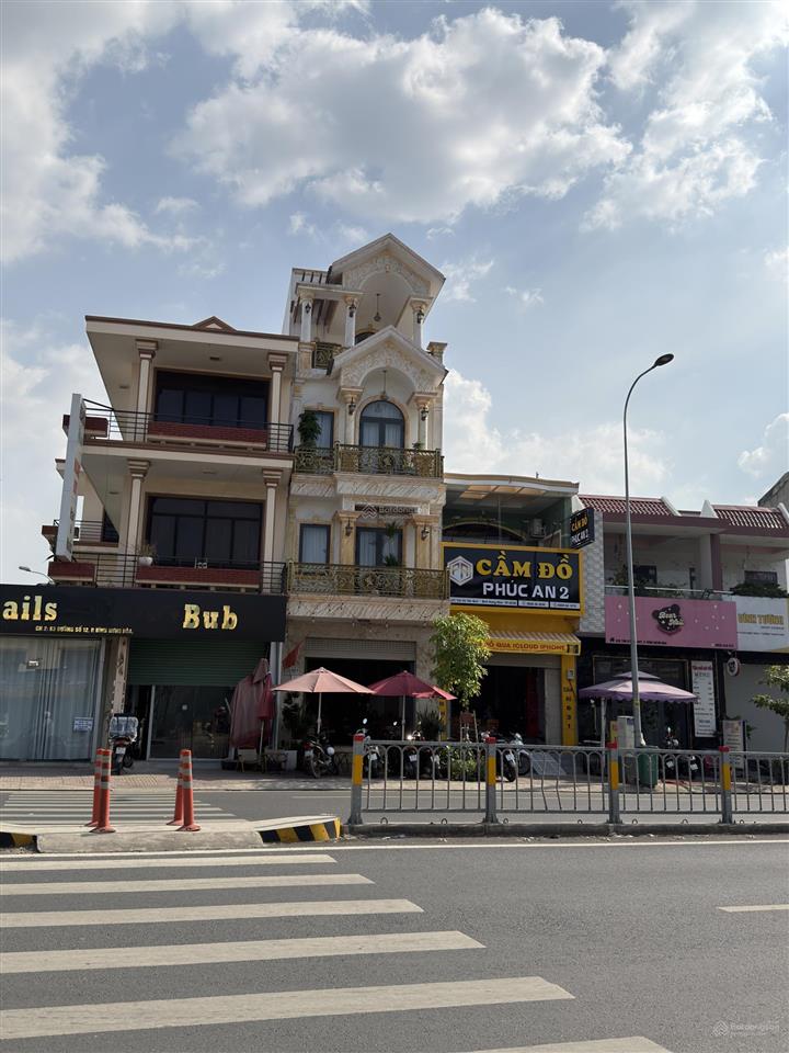 5 tầng  2 mặt tiền trước sau  180m2 (5x35) tân kỳ tân quý  đường 30m  đường sau 7m  vị trí kd