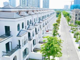 Chính chủ gửi bán căn 140m2 view công viên hồ điều hoà 65ha giá 54,6 tỷ,  0559 925 ***