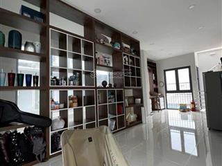 Bán vài nhà mặt tiền đường nguyễn hữu tiến, 90m² 13 tỷ 101m2 13,9 tỷ 160m2 19 tỷ