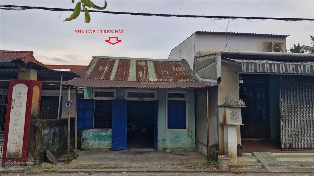 Bán đất kèm nhà cấp 4 vị trí đẹp phố tôn thất thiệp với 2 view công viên và hồ sen