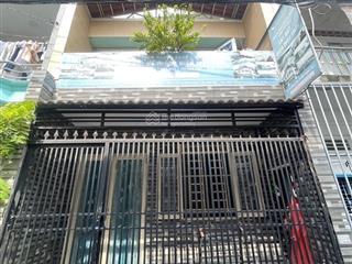 Chợ xóm mới gò vấp, bán nhà 4,2x12m, 2tầng, 3pn, giá 4.5tỉ