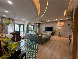 Chính chủ bán căn 135m2 cc mulberry đã sửa thành 4 pn. giá 8.9 tỷ.
