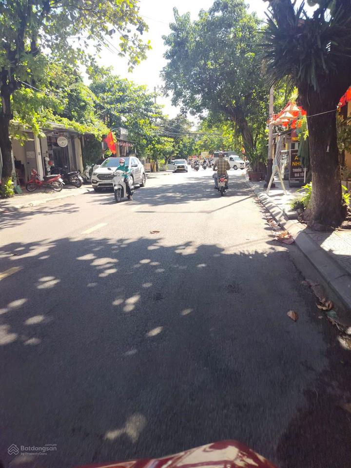 Bán đất tặng nhà 2 tầng  kiệt trung tâm phố cổ hội an, đường trần hưng đạo.  chính chủ