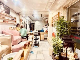 Nhỉnh 5tỷ tậu ngay nhà phố vip đào tấn 5m ra phố đang kinh doanh sầm uất lô góc 22/50m2