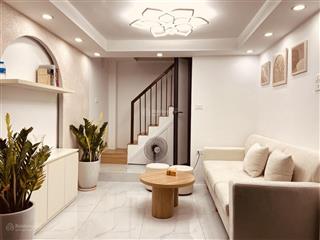 Cực phẩm mini phố đội cấn 20m ra phố ngõ hơn 2m kinh doanh nhà đẹp đủ công năng