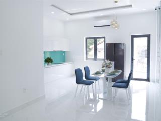 Cần bán gấp căn nhà phố vị trí vàng mặt tiền đại lộ hùng vương, giá chỉ 700 triệu. nh hỗ trợ 60%