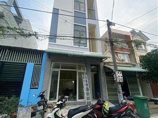 Nhà 4 tầng lầu , 10 chdv  ql1k