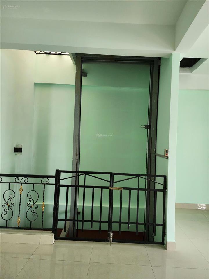 Bán nhà 3 tầng mặt tiền đường tôn đức thắng, diện tích 300m2, hướng nam