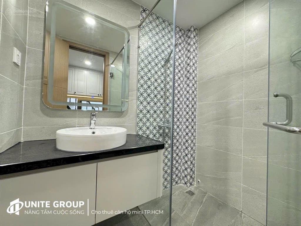 Phòng cho thuê cửa sổ thoáng 30m2 gần phan xích long full nội thất đường thích quảng đức