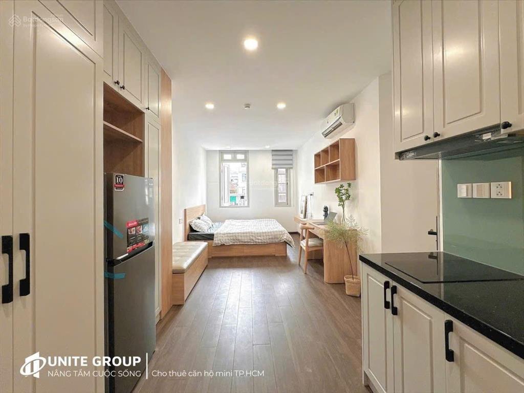 Phòng cho thuê cửa sổ thoáng 30m2 gần phan xích long full nội thất đường thích quảng đức