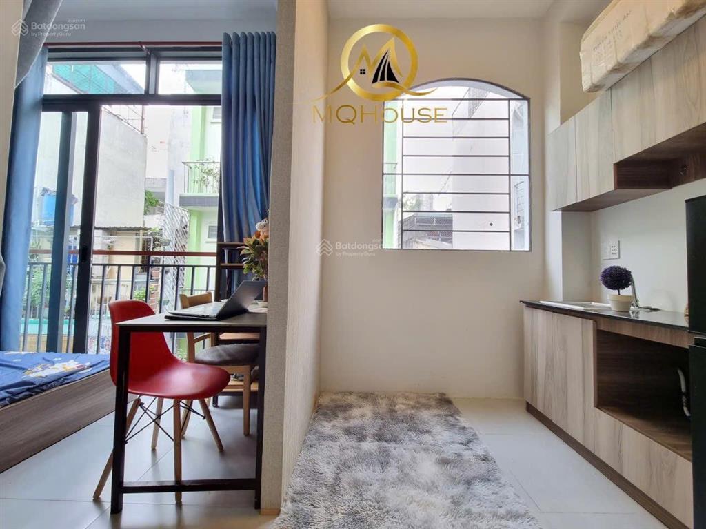 Cho thuê phòng phú nhuận 35m2 tách bếp, ban công, có gác khu phan xích long giáp q1, q3, trường sa