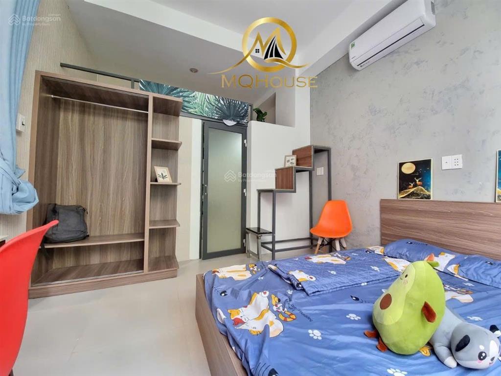 Cho thuê phòng phú nhuận 35m2 tách bếp, ban công, có gác khu phan xích long giáp q1, q3, trường sa