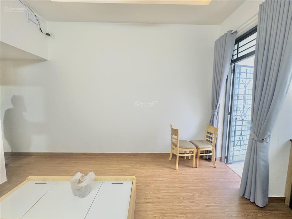 Cho thuê căn hộ dịch vụ mới gần q1, q2, landmark ngay nguyễn hữu cảnh có ban công, máy giặt riêng